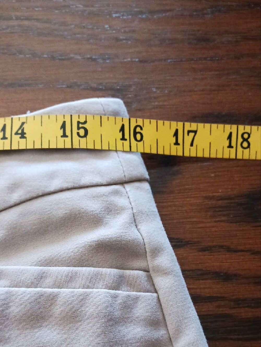 Apt. 9 Women's Khaki Bermuda Shorts - Picture 12 of 16